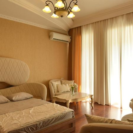 Apartment Elizabeth In Old Tbilisi Exteriör bild